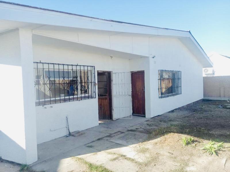 4 Bedroom Property for Sale in Glenhaven Western Cape